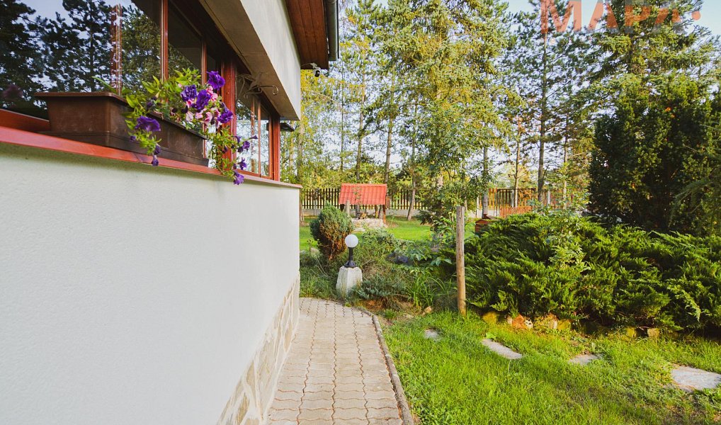 Prodej domu 154 m² s pozemkem 1 916 m², Žiželice – náhled fotky 22