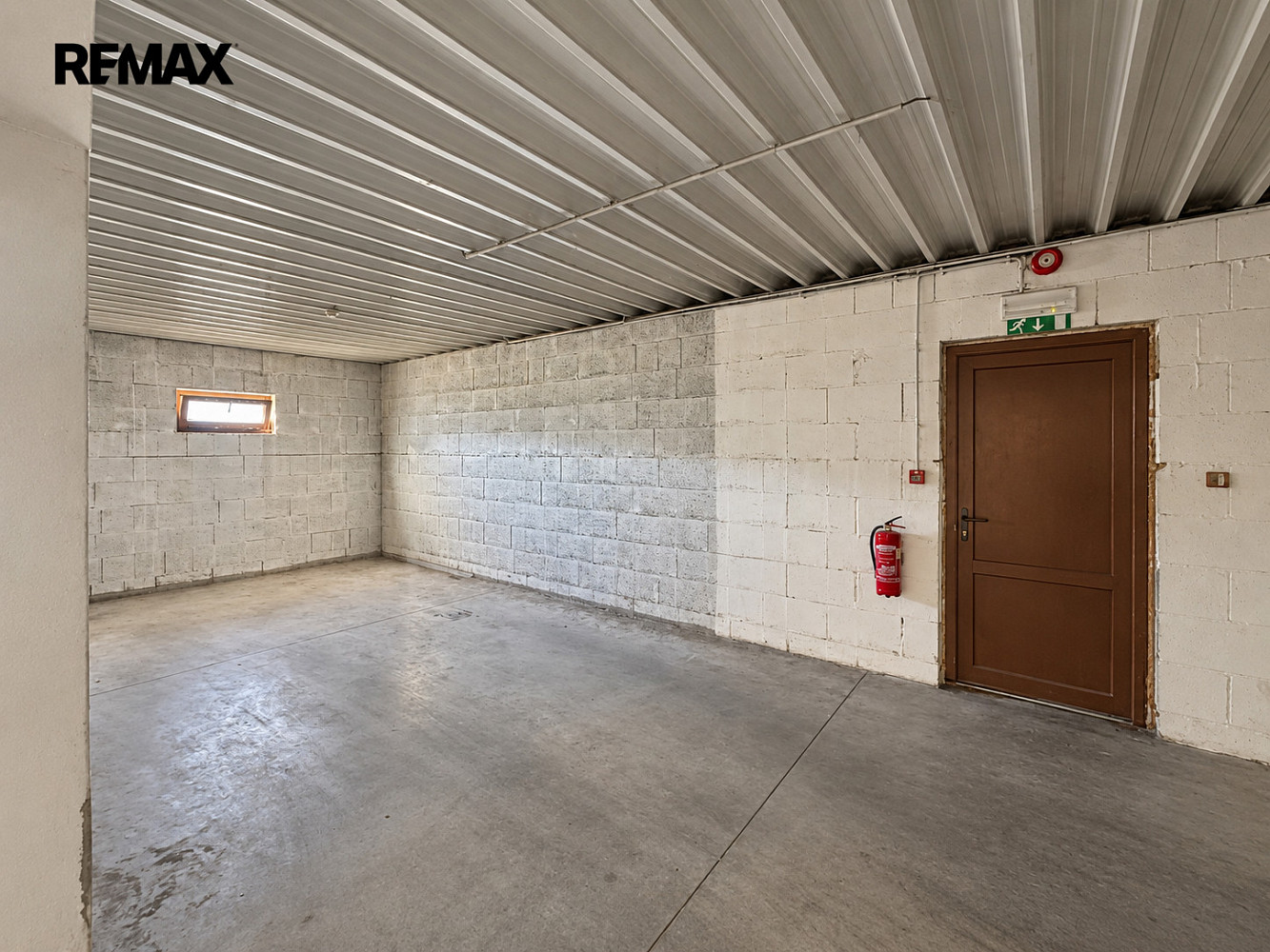 Pronájem garážového stání 20,5 m2, Plzeň Bory – fotografie 4