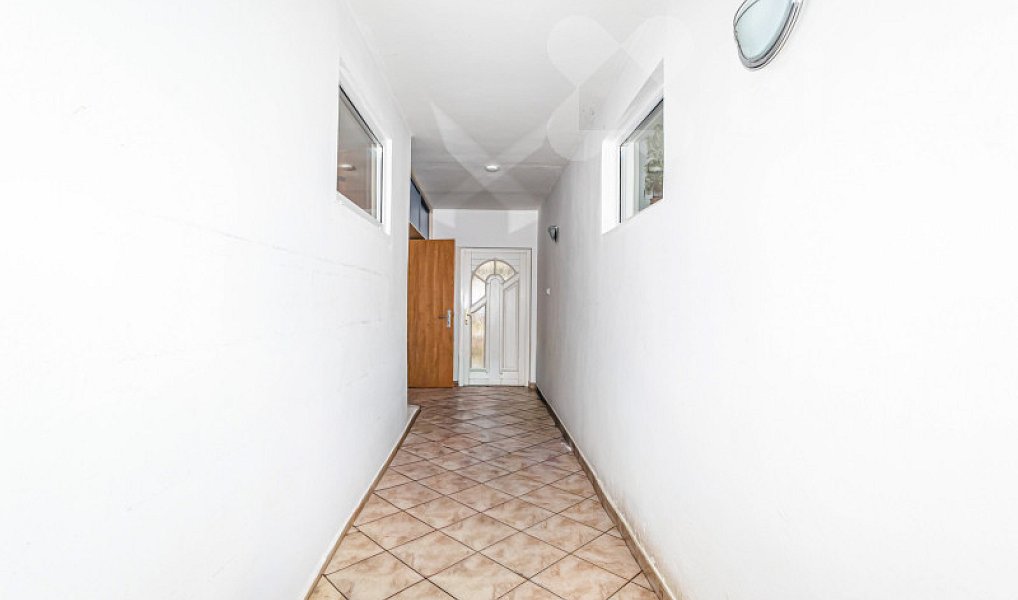 Prodej domu 285 m² s pozemkem 307 m², Jirkov – náhled fotky 20