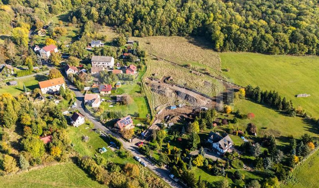 Prodej stavebního pozemku 905 m², Chuderov – náhled fotky 12