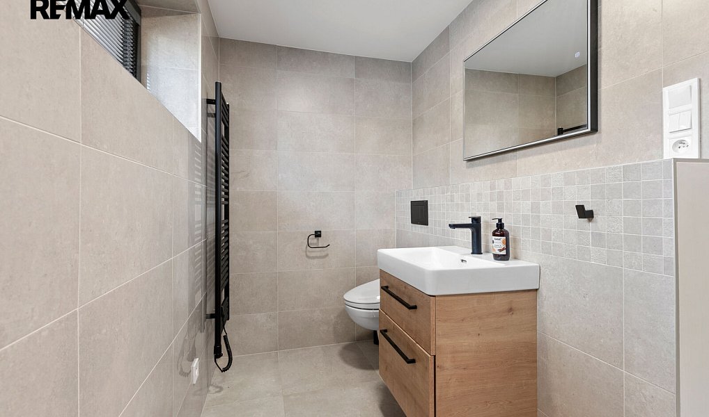 Pronájem domu 199 m² s pozemkem 752 m², Říčany – náhled fotky 16