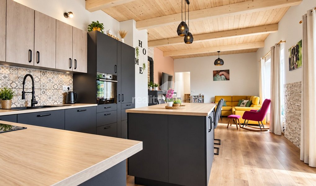 Prodej chaty/chalupy 114 m², Vinary – náhled fotky 3