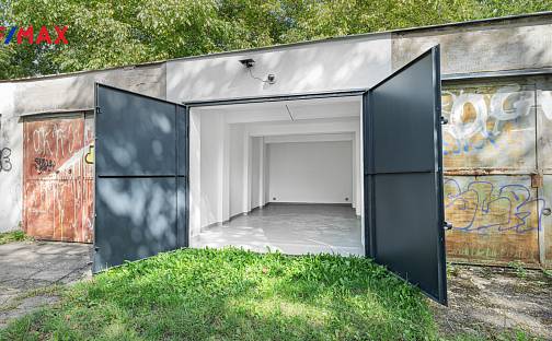 Prodej garáže 18 m2, U Boroviček Praha-Řepy, Praha 6 - Řepy
