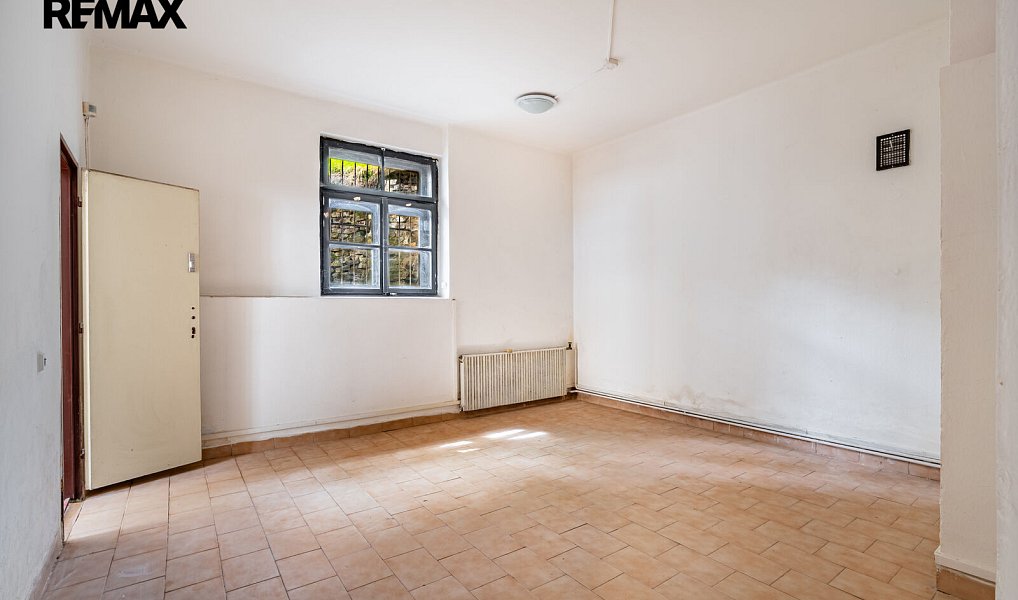 Prodej domu 342 m² s pozemkem 257 m², Jihlava – náhled fotky 22