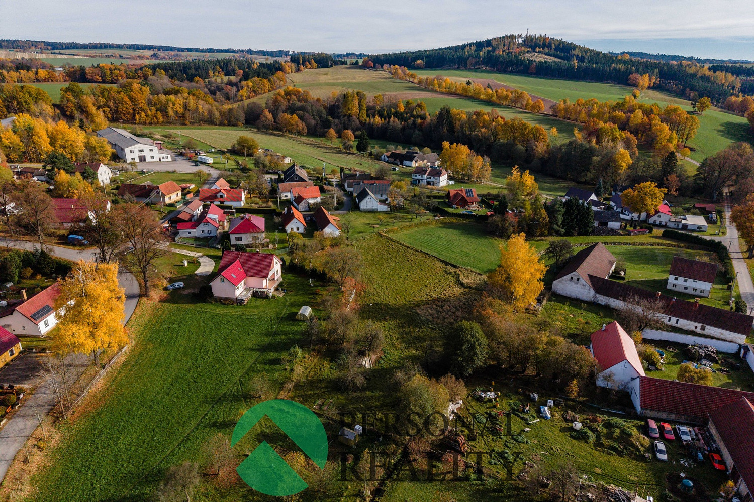 Prodej stavebního pozemku 2 232 m² – fotografie 5