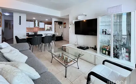 Prodej bytu 5+kk 121 m², Javea, Španělsko