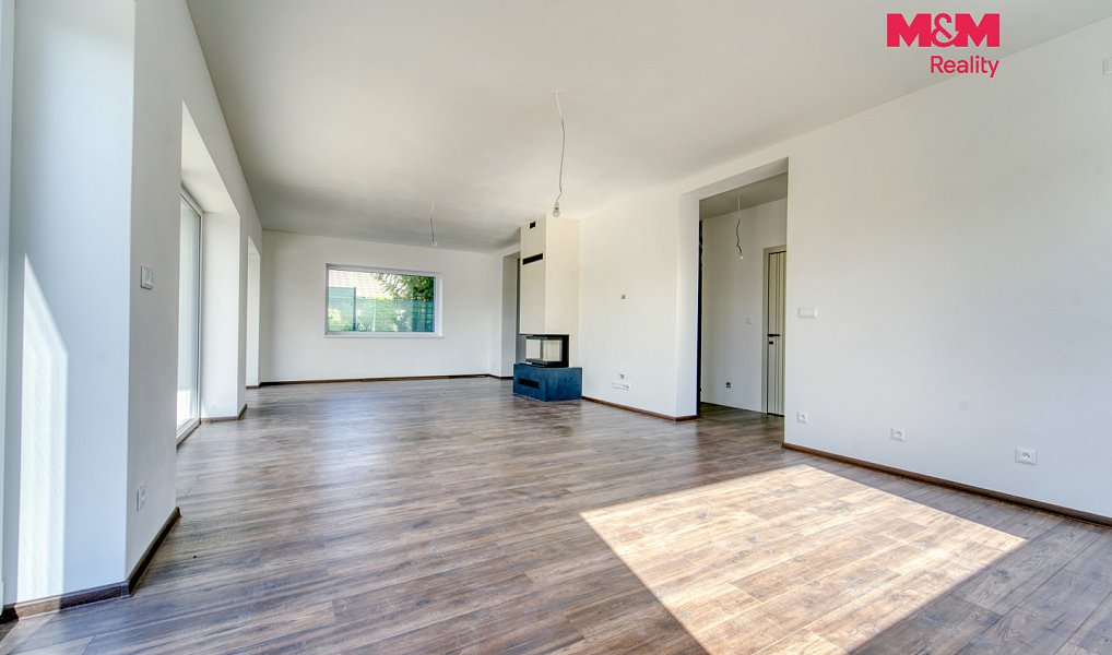 Prodej domu 168 m² s pozemkem 809 m², Vodochody – náhled fotky 5