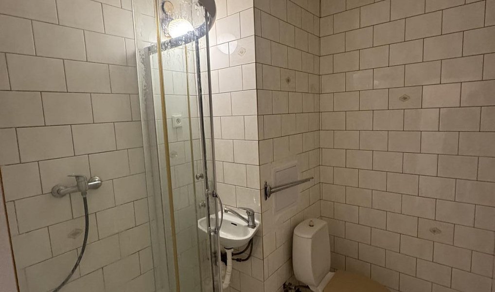 Pronájem bytu 1+kk 19 m², Bílina – náhled fotky 3