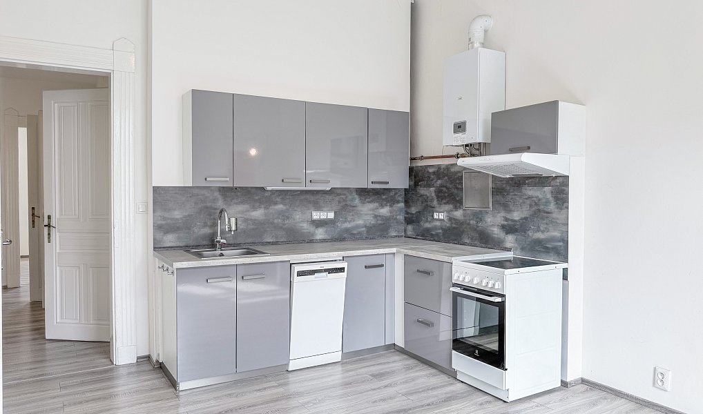 Pronájem bytu 4+1 120 m², Praha – náhled fotky 12