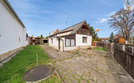 Prodej domu 87 m² s pozemkem 919 m², Jezerní, Kryry, okres Louny