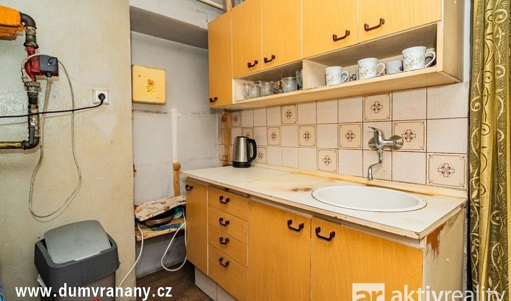 Prodej domu 283 m² s pozemkem 1 152 m², Vraňany – náhled fotky 35