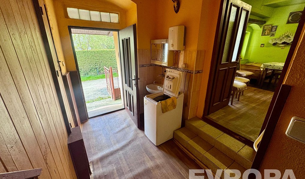 Prodej domu 105 m² s pozemkem 203 m², Poběžovice – náhled fotky 5