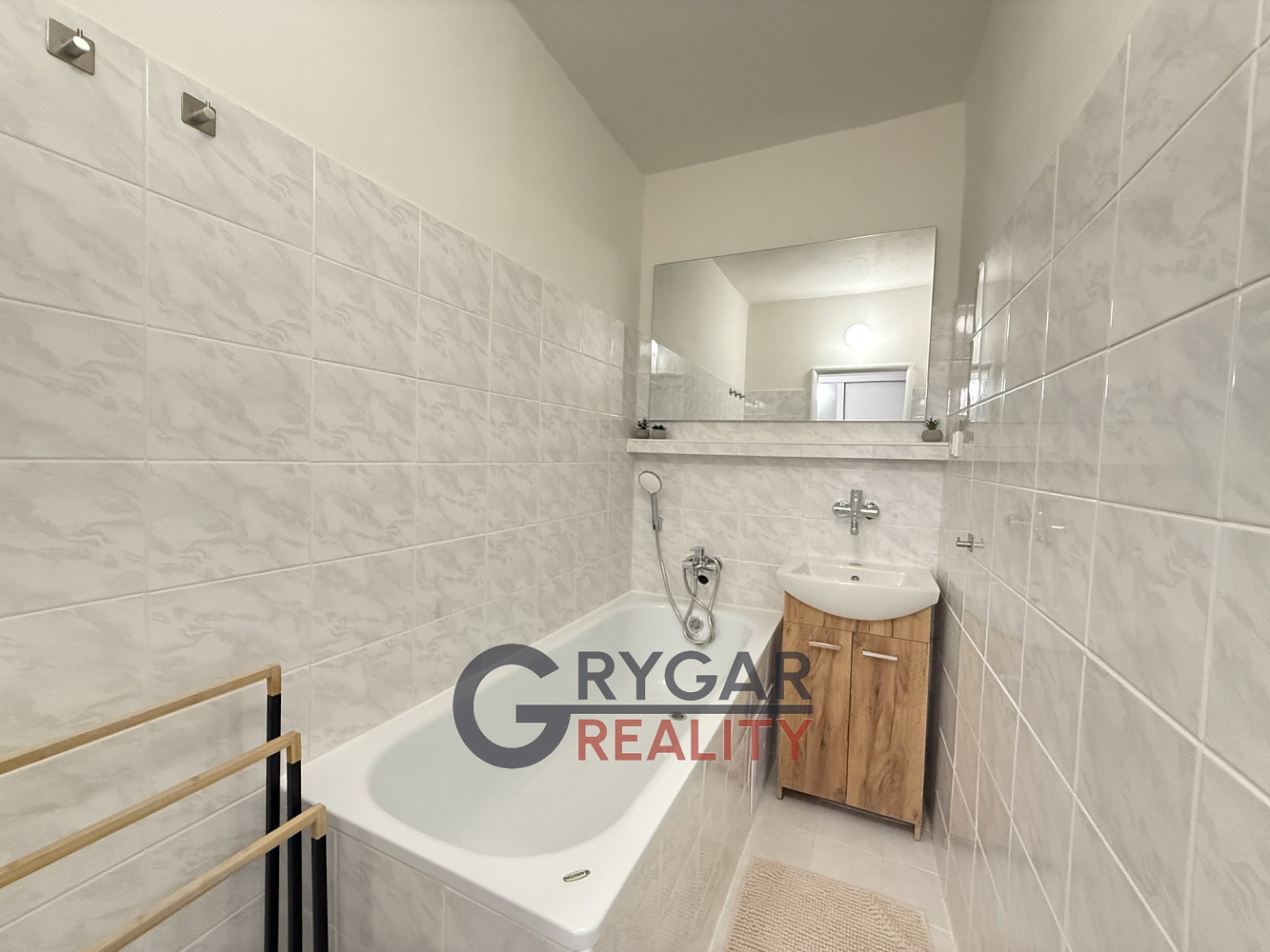 Pronájem bytu 2+kk 41 m² — photo 3