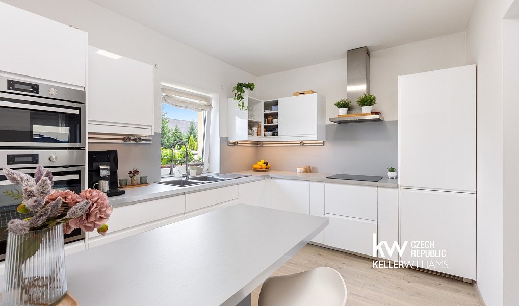 Prodej domu 128 m² s pozemkem 248 m², Kosořice – náhled fotky 2