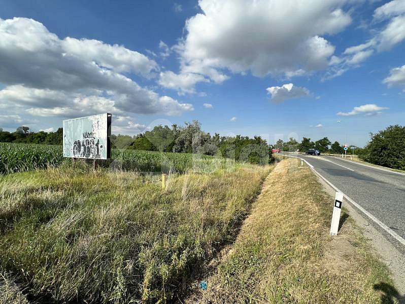 Prodej komerčního pozemku 10 571 m² – fotografie 2