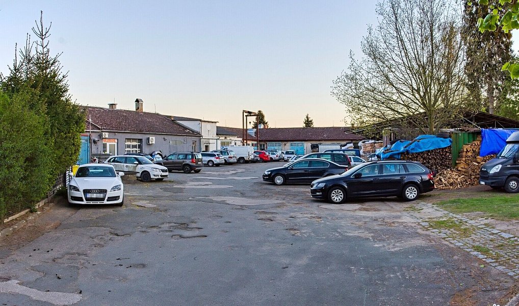Prodej skladovacích prostor 3 949 m², Hradec Králové – náhled fotky 3