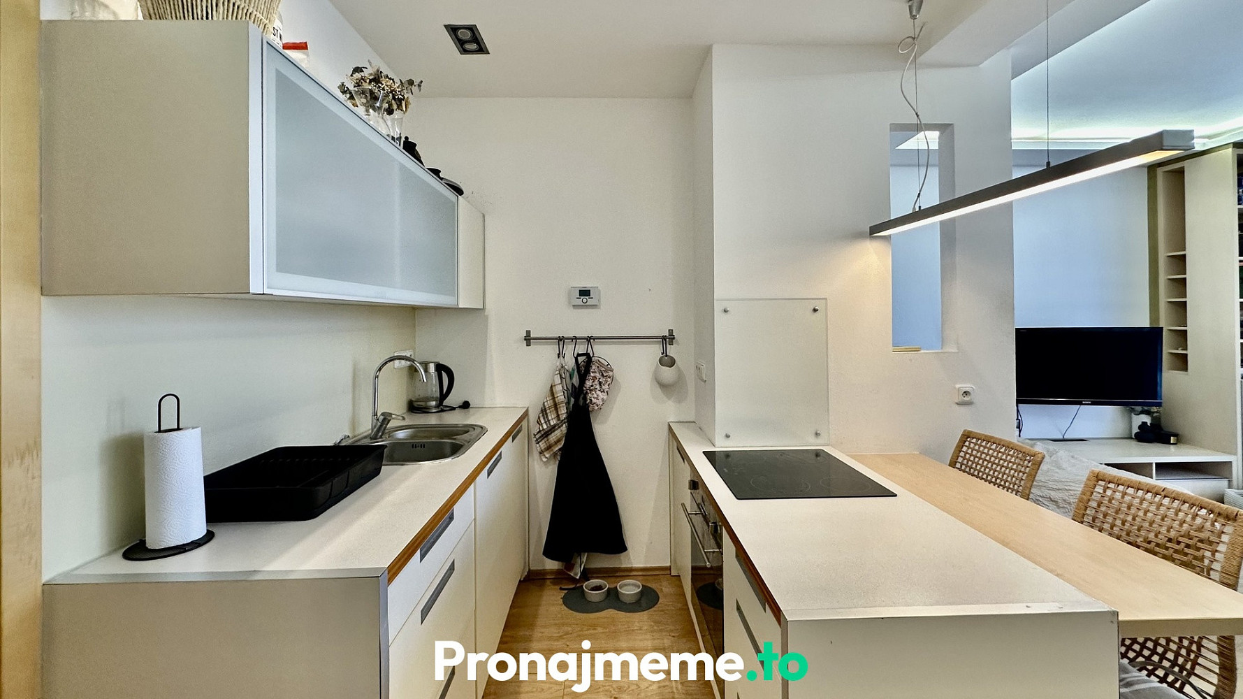 Pronájem bytu 1+kk 37 m² – fotografie 2