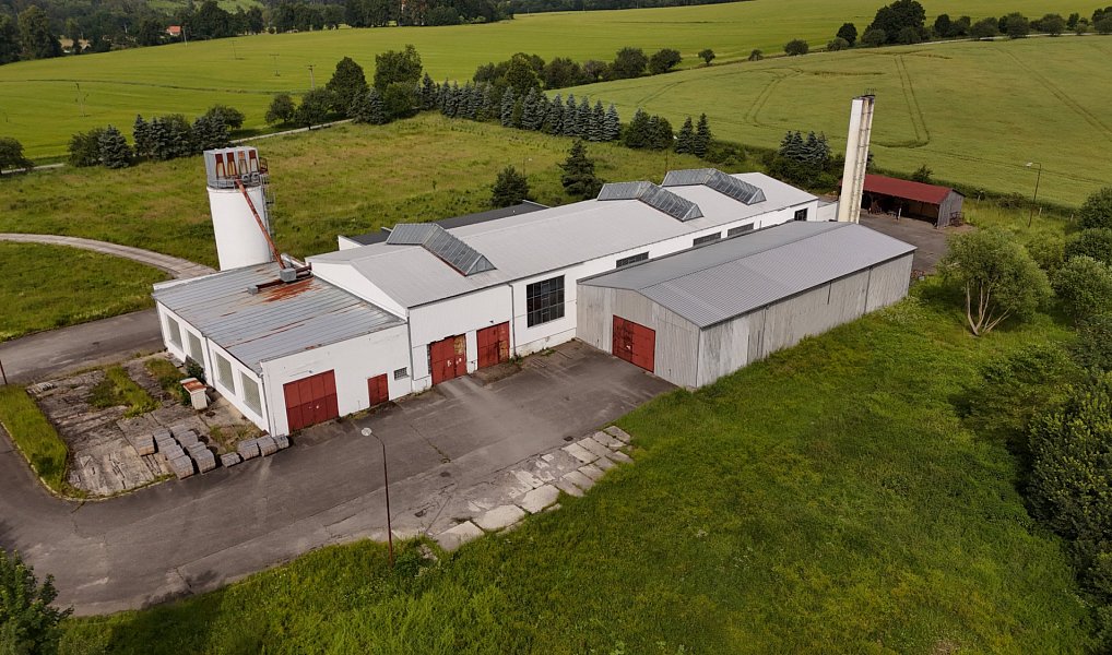 Prodej skladovacích prostor 26 700 m², Slavonice – náhled fotky 3