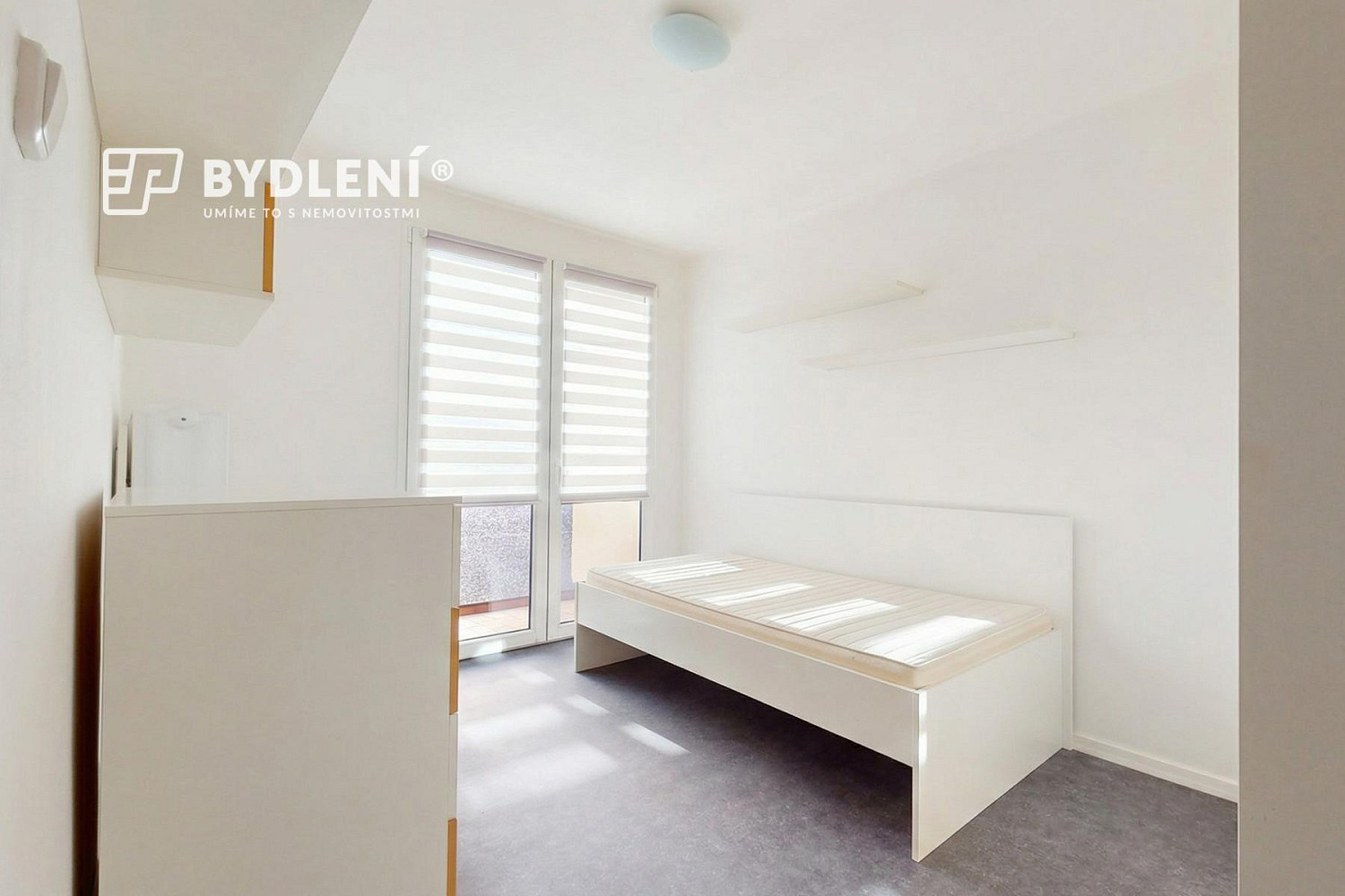 Pronájem bytu 4+kk 66 m² – fotografie 2