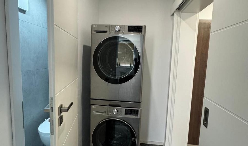 Pronájem bytu 2+kk 67 m², Praha – náhled fotky 6