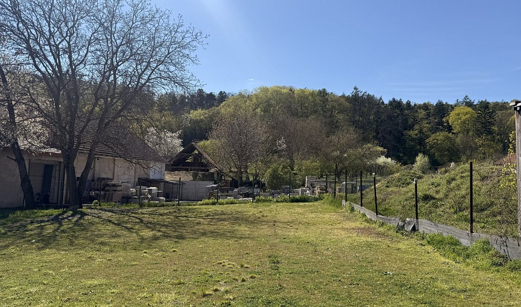 Prodej domu 115 m² s pozemkem 1 556 m², Jeviněves – náhled fotky 17