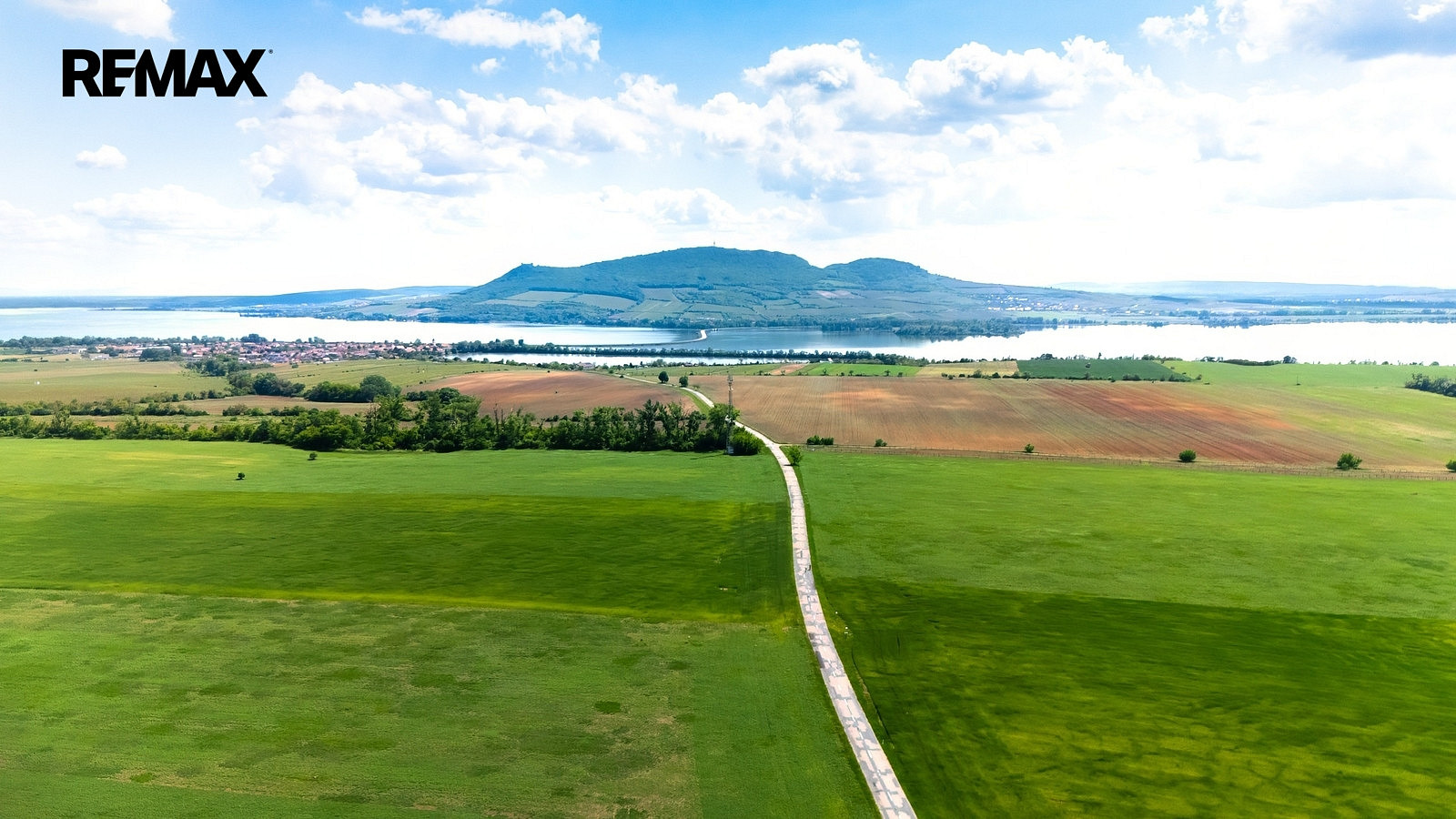 Prodej pole 31 358 m²