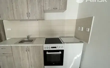 Pronájem bytu 1+kk 23 m², třída Spojenců, Opava - Předměstí