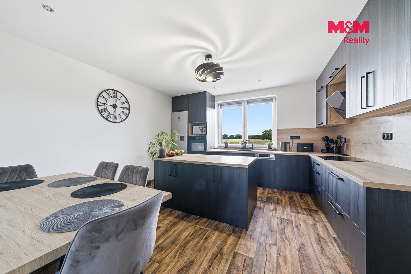 Prodej domu 366 m² s pozemkem 833 m² — photo 5