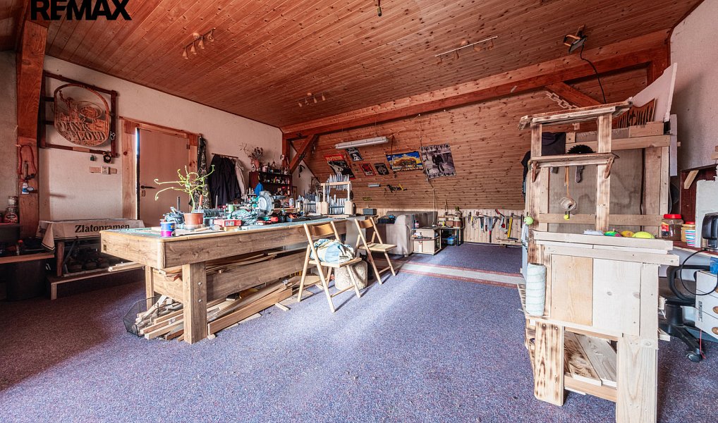 Prodej domu 350 m² s pozemkem 1 872 m², Spořice – náhled fotky 42