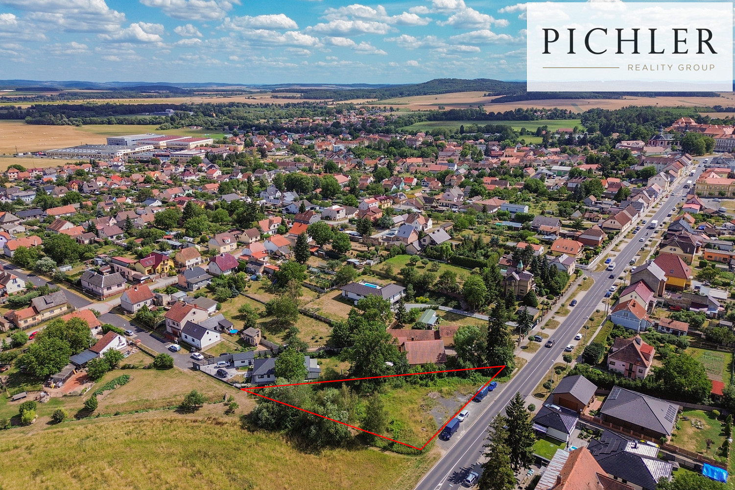 Prodej stavebního pozemku 1 422 m² – fotografie 3