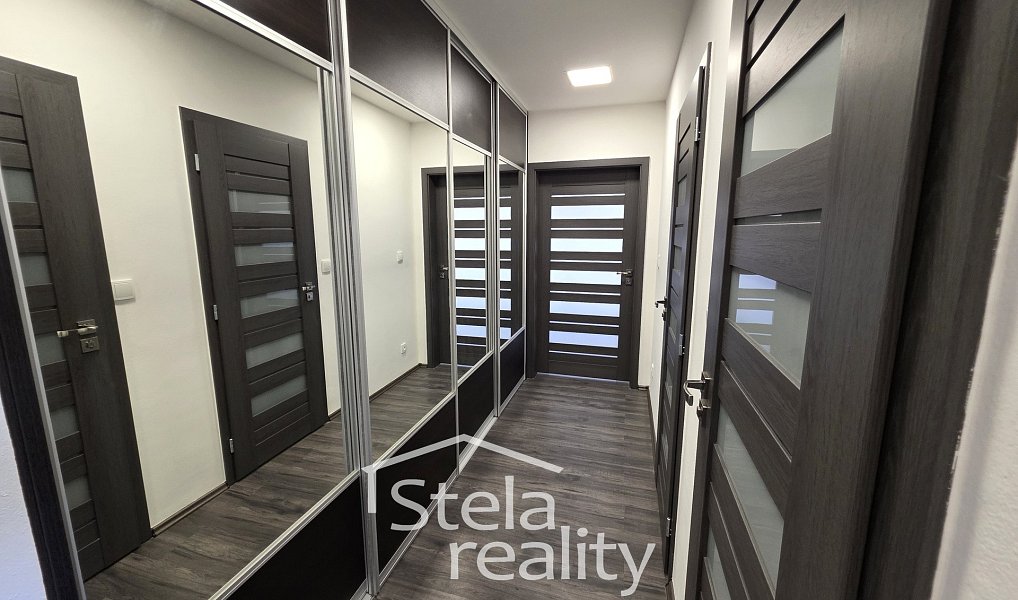 Pronájem bytu 2+1 56 m², Bruntál – náhled fotky 2