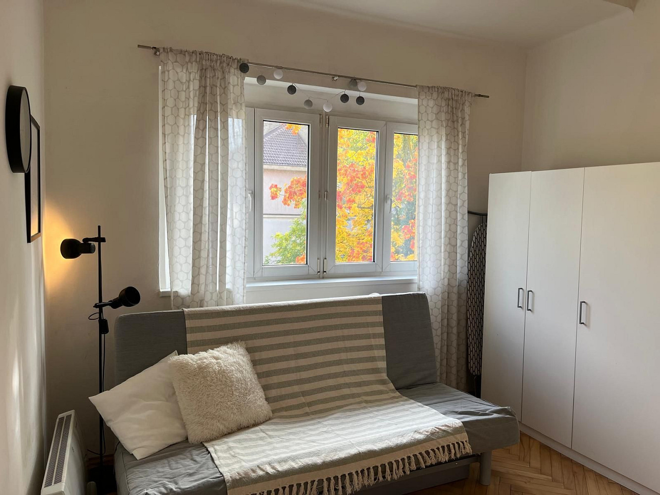 Pronájem bytu 1+kk 22 m² – fotografie 4