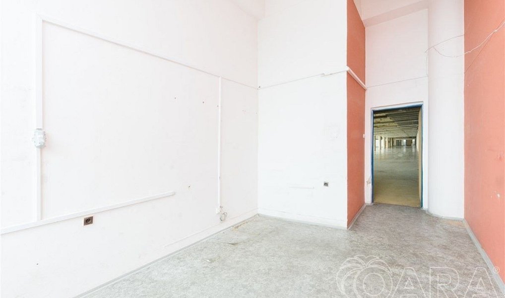 Pronájem skladovacích prostor 4 000 m², Písek – náhled fotky 7