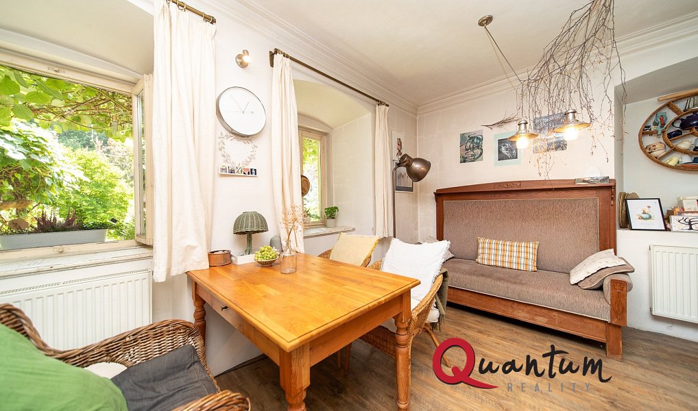 Prodej domu 180 m² s pozemkem 1 906 m², Dolany nad Vltavou – náhled fotky 8