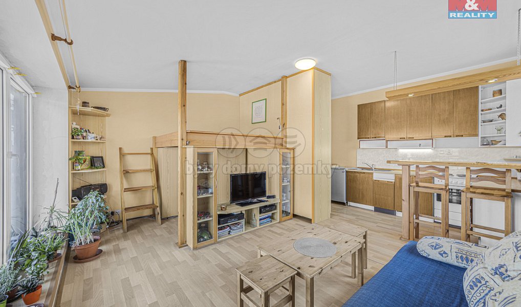 Prodej bytu 1+kk 36 m², Jesenice – náhled fotky 7