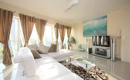 Pronájem bytu 3+kk 90 m²