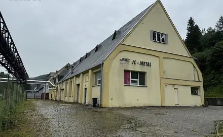 Pronájem výrobních prostor 1 340 m², Jasenice, Vsetín