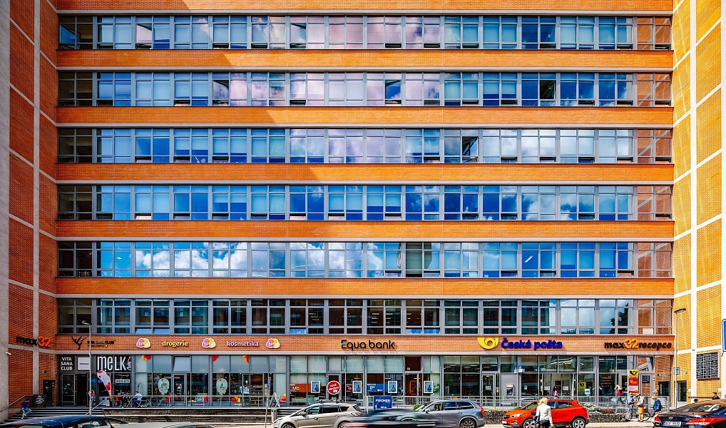 Pronájem obchodních prostor 85 m², Zlín – náhled fotky 7