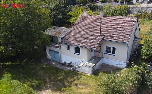 Prodej domu 68 m² s pozemkem 1 084 m², Husova, Týnec nad Labem, okres Kolín