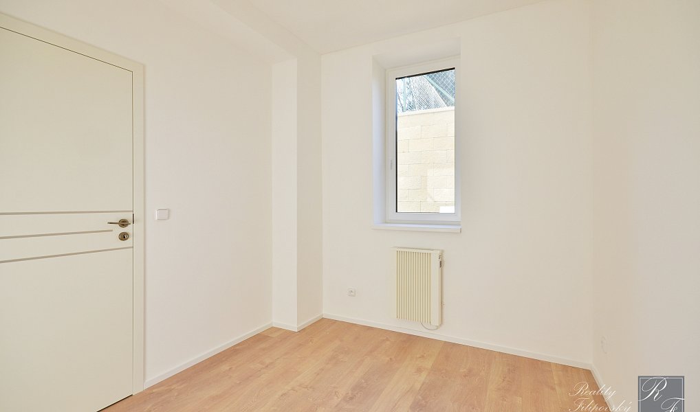 Prodej bytu 2+kk 40 m², Kraslice – náhled fotky 17