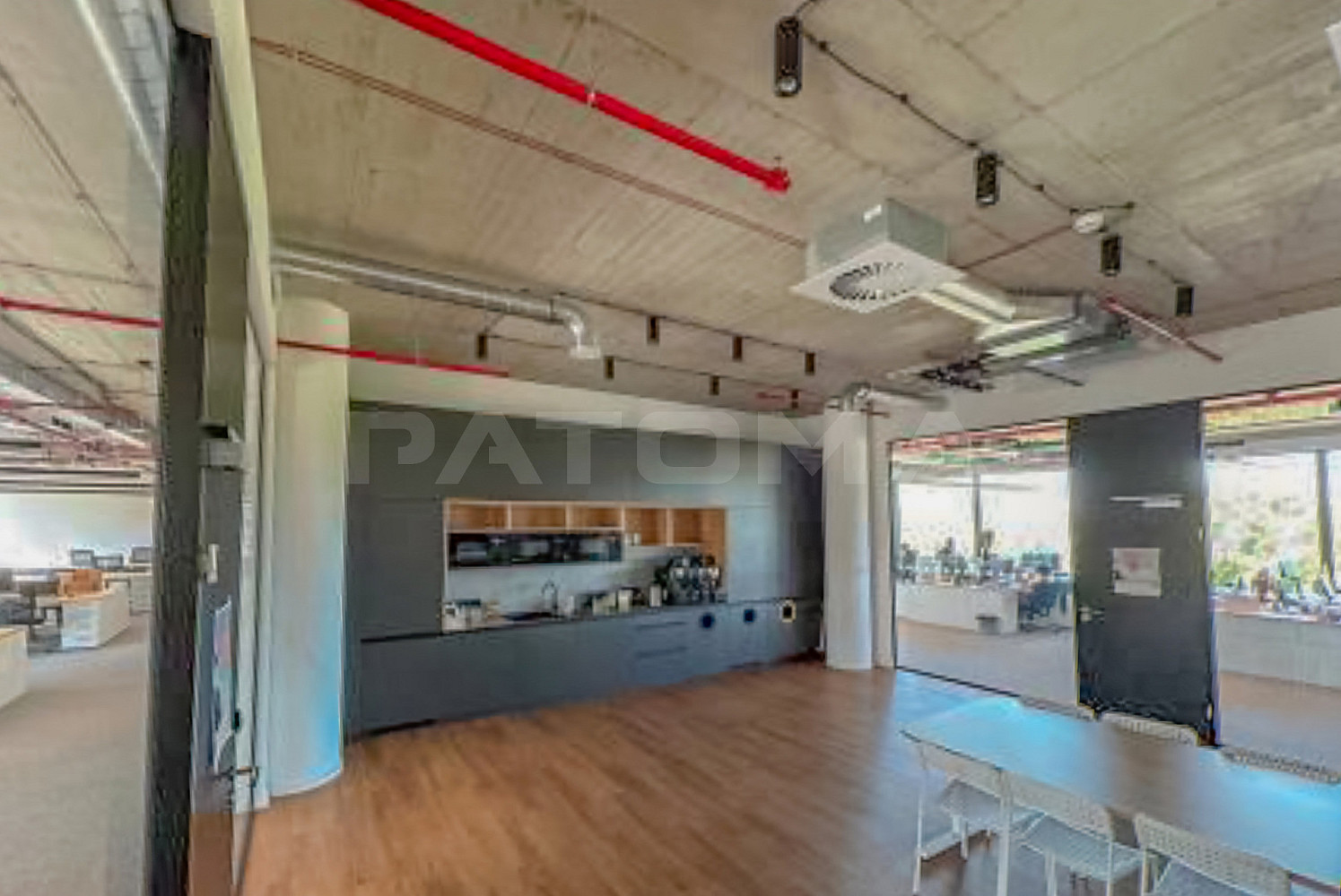 Pronájem kanceláře 706 m² – fotografie 4