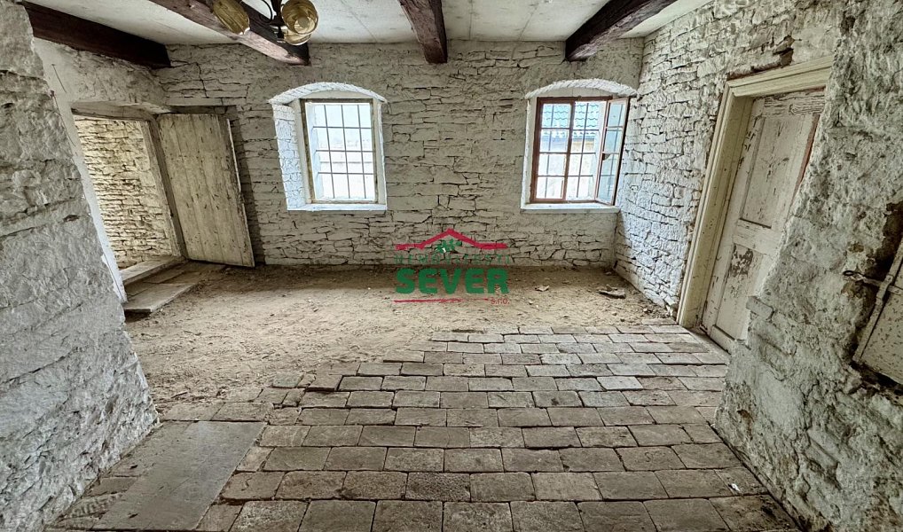 Prodej domu 200 m² s pozemkem 493 m², Vrutice – náhled fotky 9