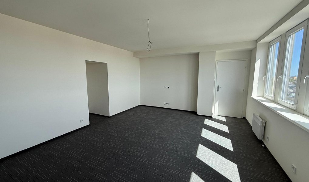 Pronájem bytu 3+kk 97 m², Chomutov – náhled fotky 7