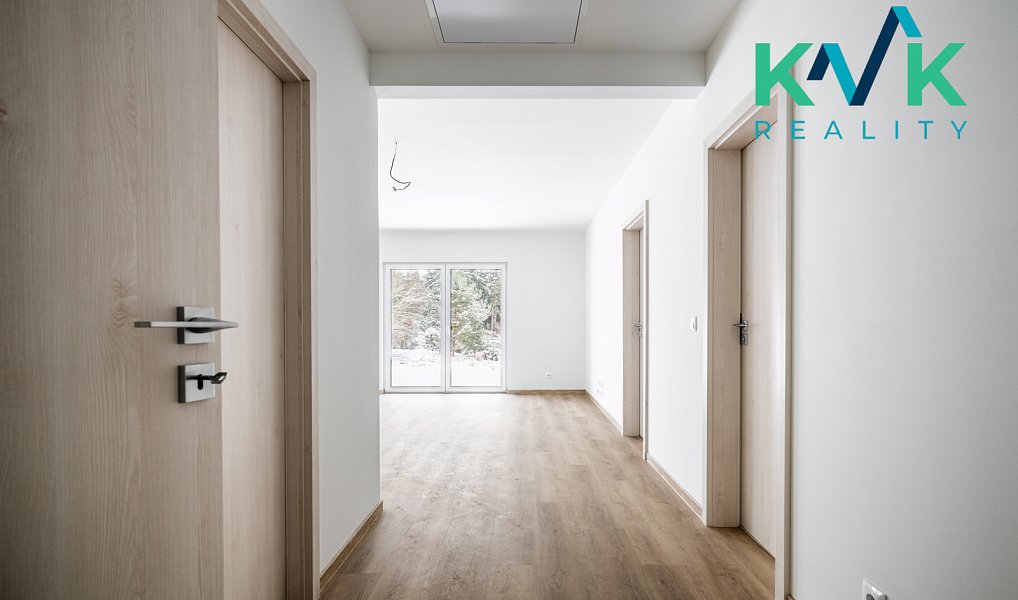 Prodej domu 160 m² s pozemkem 690 m², Sadov – náhled fotky 11