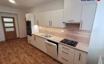 Pronájem bytu 1+1 50 m², Alšova, Opava - Předměstí