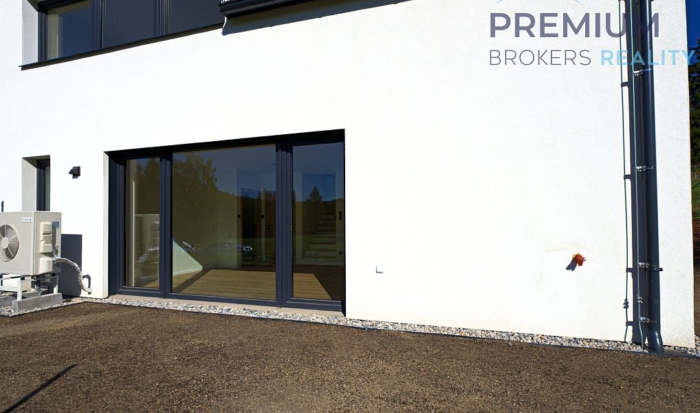 Prodej domu 102 m² s pozemkem 238 m², Nové Strašecí – náhled fotky 6