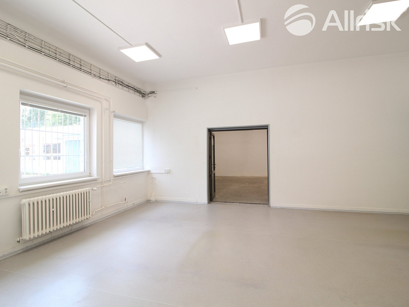 Pronájem kanceláře 109 m² – fotografie 4