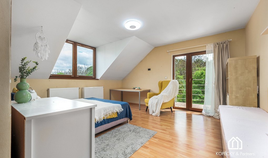 Prodej domu 252 m² s pozemkem 1 208 m², Nelahozeves – náhled fotky 11