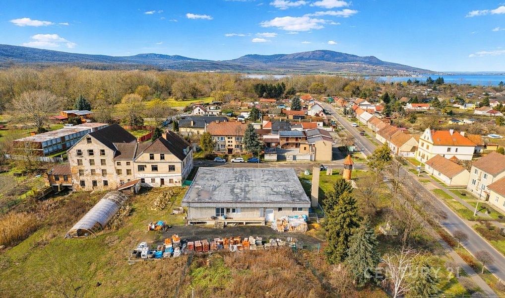 Prodej domu 2 133 m² s pozemkem 6 094 m², Přítluky – náhled fotky 2