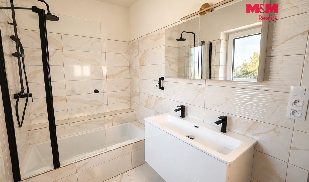 Prodej domu 180 m² s pozemkem 582 m², Šumavské Hoštice – náhled fotky 17